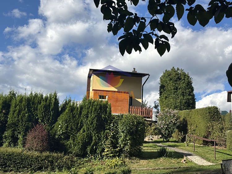 Prodej domu, 40 m² (1 z 9)