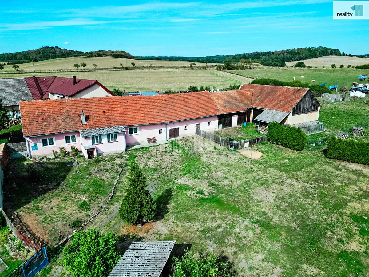 Prodej zemědělské usedlosti 432 m², pozemek 3745 m²