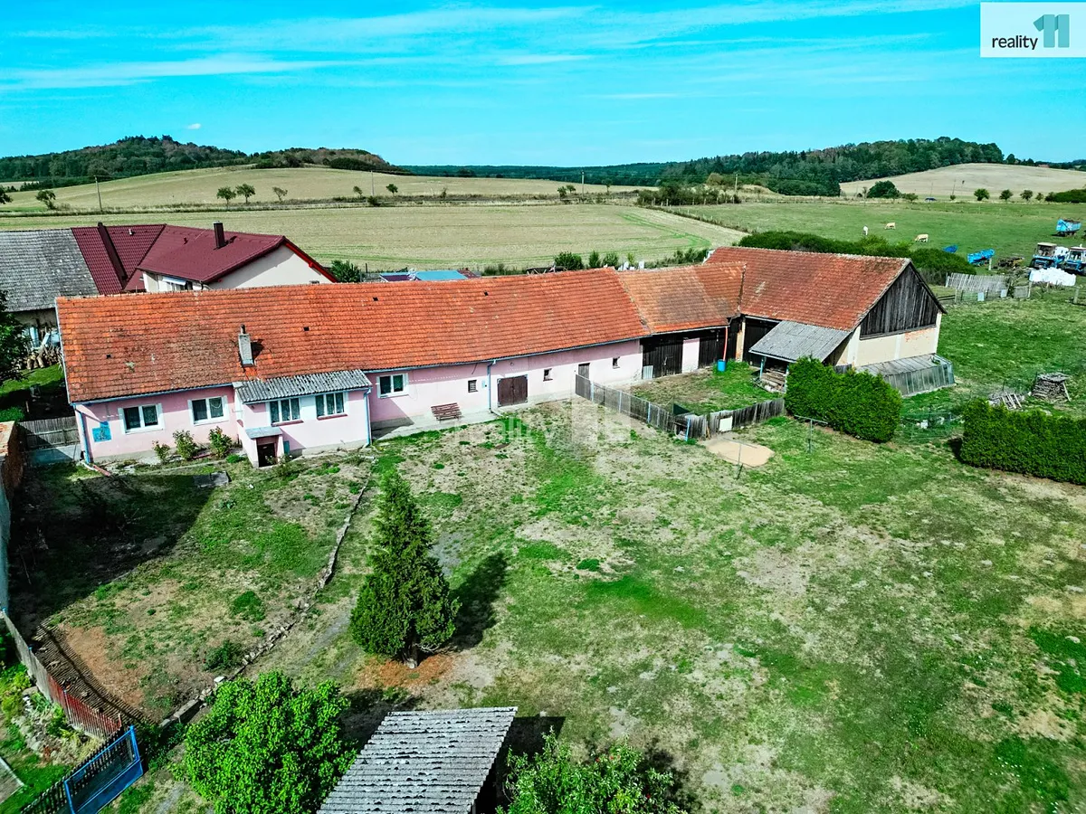 Prodej zemědělské usedlosti 432 m², pozemek 3745 m²
