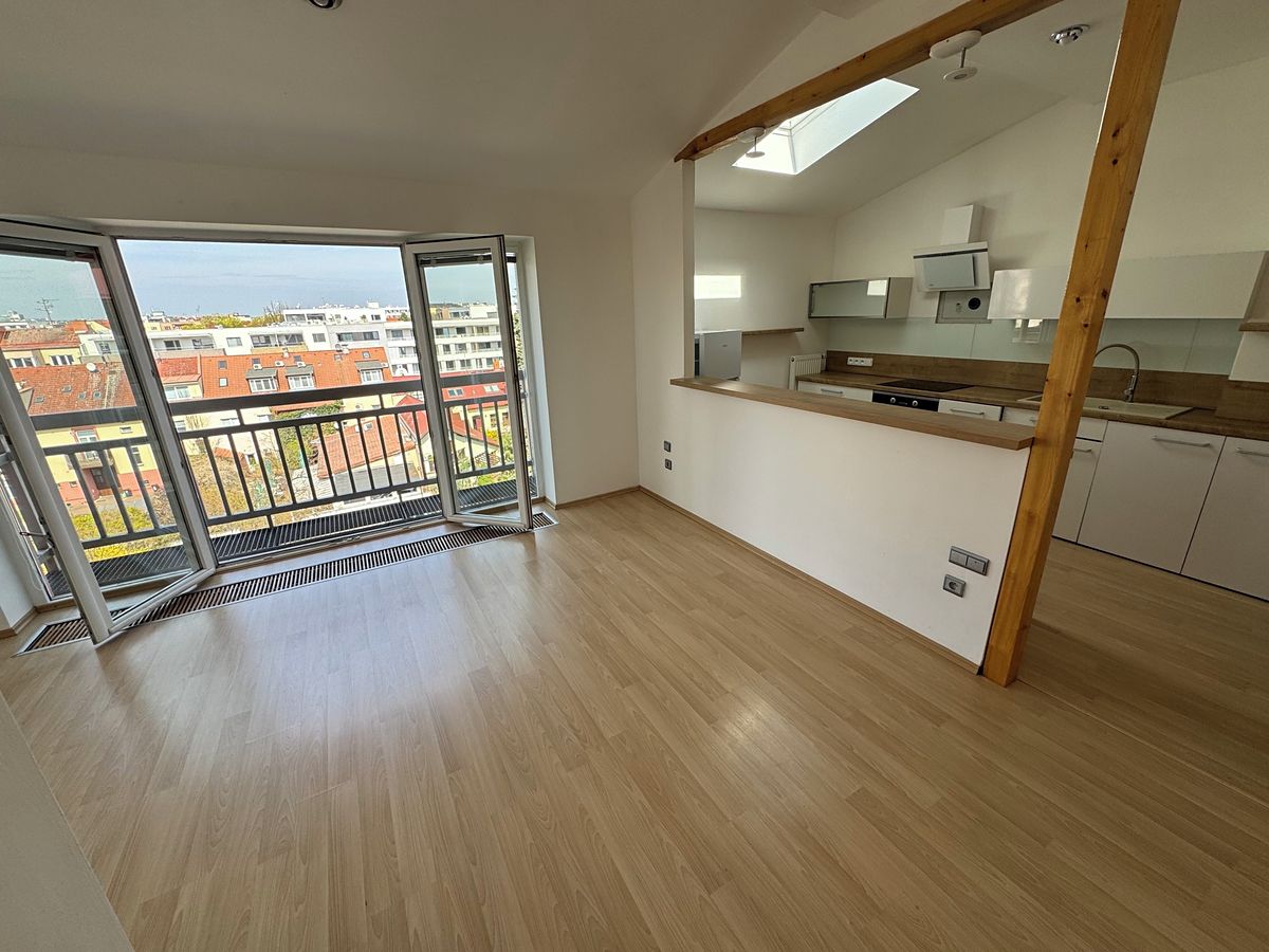 Prodej bytu 4+kk 95 m² – fotografie 4