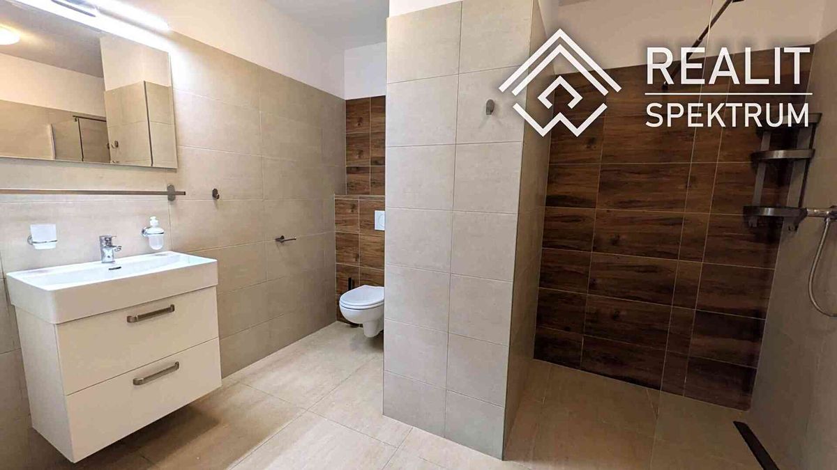 Pronájem bytu 2+kk 62 m² – fotografie 4