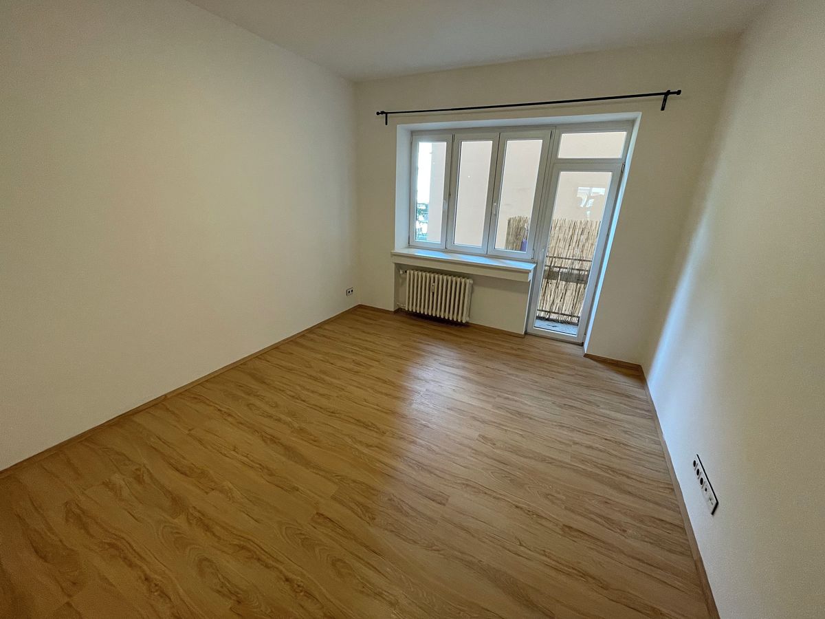 Pronájem bytu 2+1 53 m² – fotografie 2