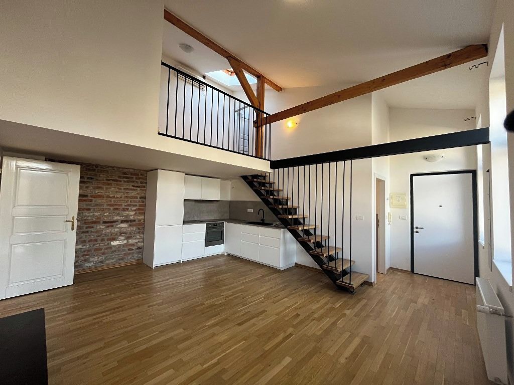 Pronájem bytu 3+1 82 m²