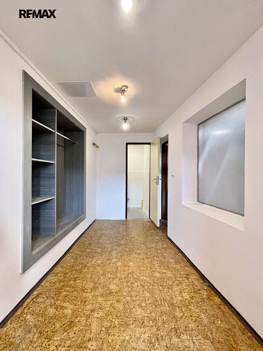 Pronájem obchodního prostoru 25 m²