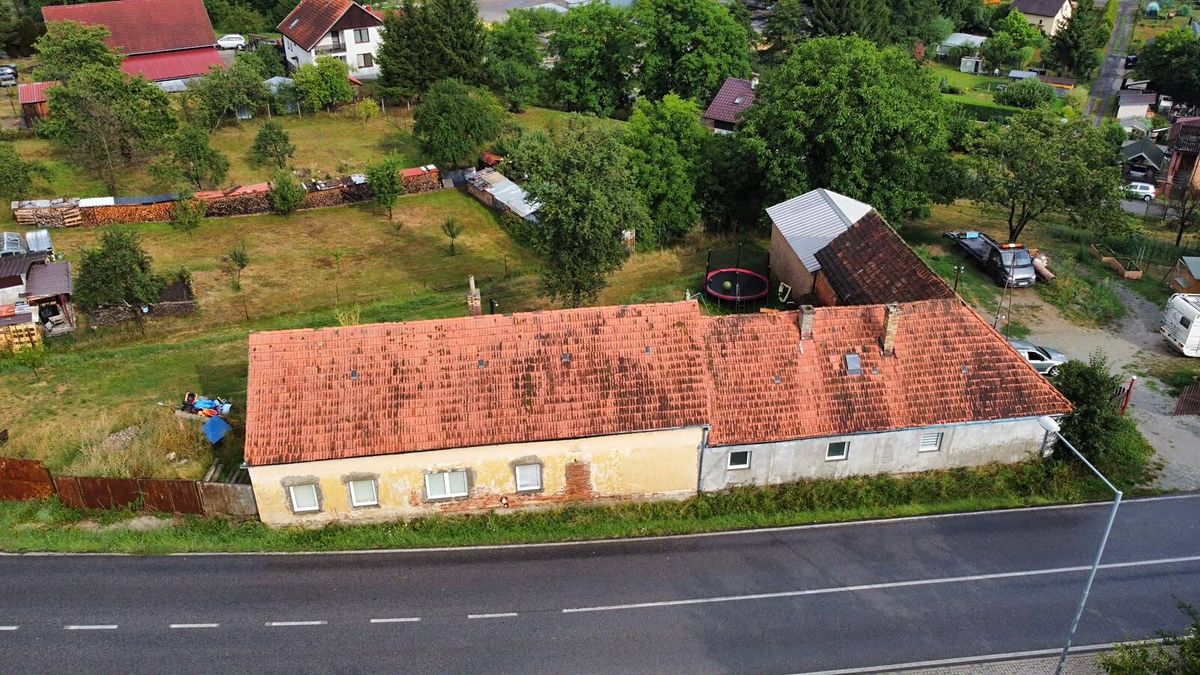 Prodej rodinného domu 400 m², pozemek 2476 m² – fotografie 3