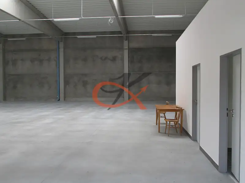 Pronájem skladového prostoru 180 m², Valašské Meziříčí – náhled fotky 3