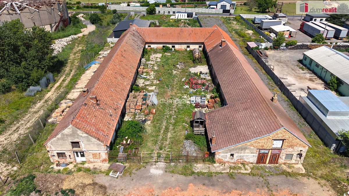 Prodej komerčního pozemku 2636 m² – fotografie 3