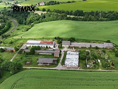 Prodej výrobní haly, prostoru 4964 m²