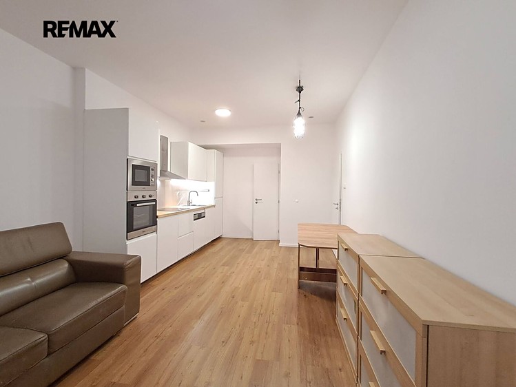 Prodej bytu 3+kk, 60 m² (1 z 33)