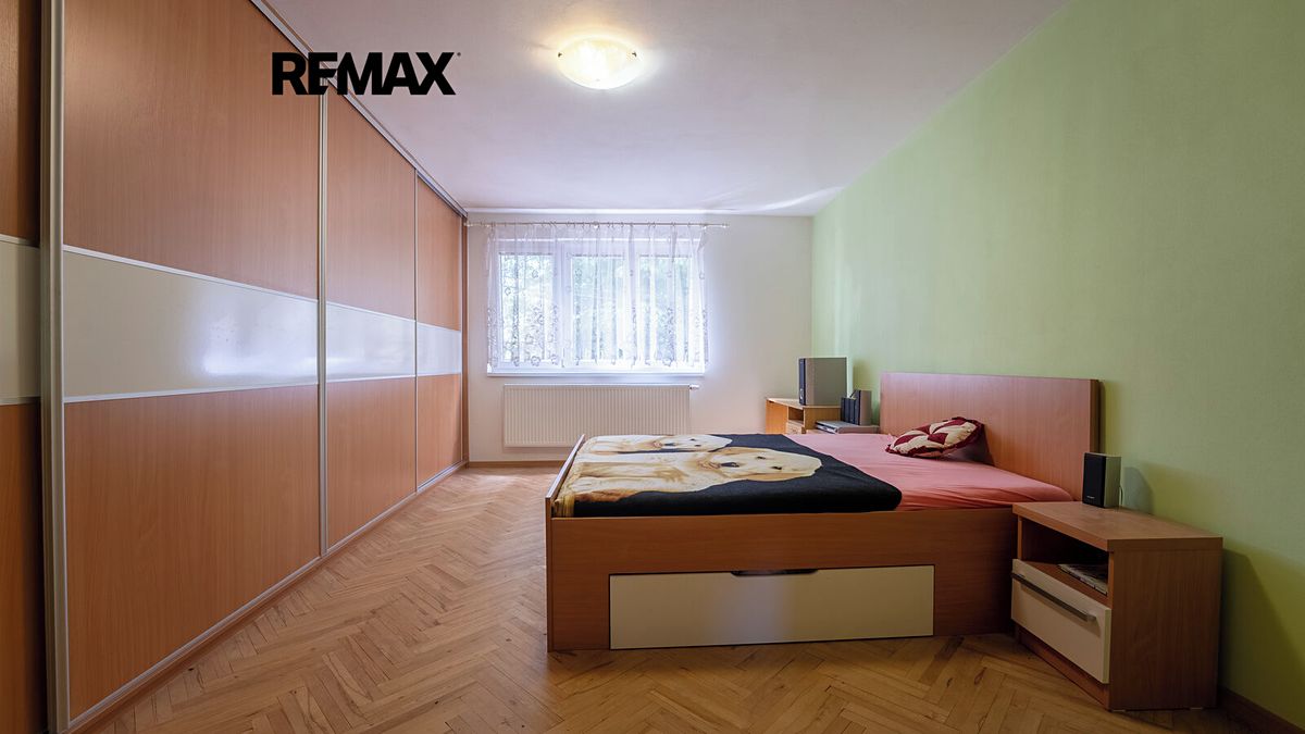 Prodej rodinného domu 144 m², pozemek 353 m² – fotografie 5