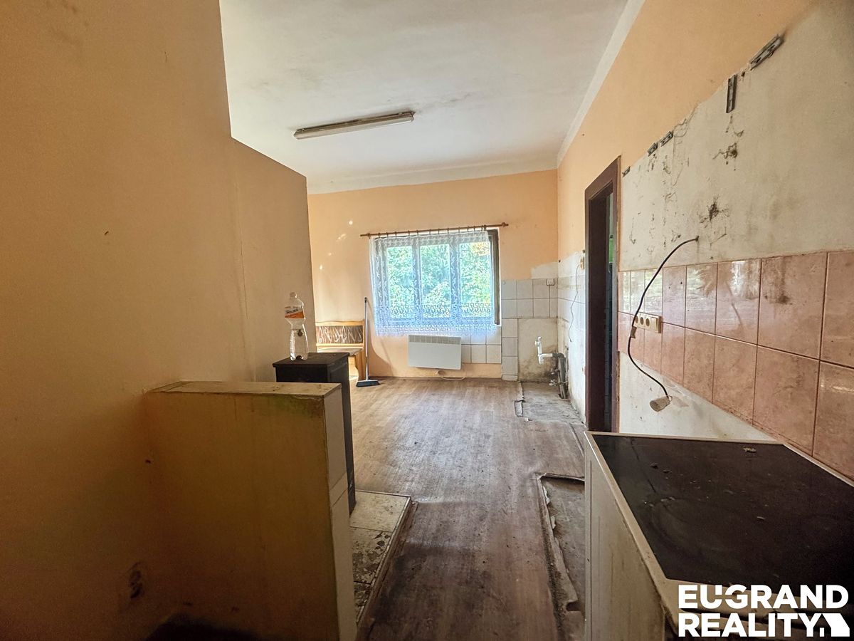 Prodej rodinného domu 160 m², pozemek 280 m² – fotografie 5