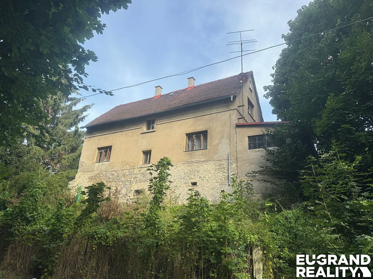 Prodej rodinného domu 160 m², pozemek 280 m² – fotografie 2