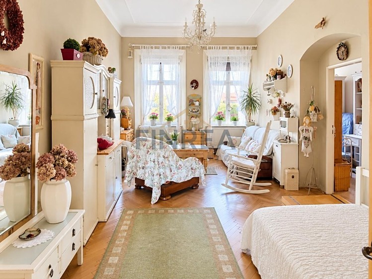 Комерційне приміщення на продаж, 680 м² (10 з 21)