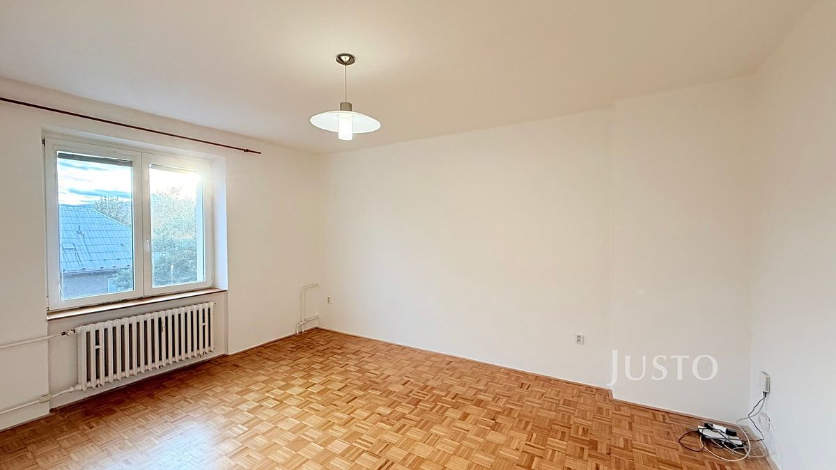Pronájem bytu 2+1 50 m² – fotografie 3