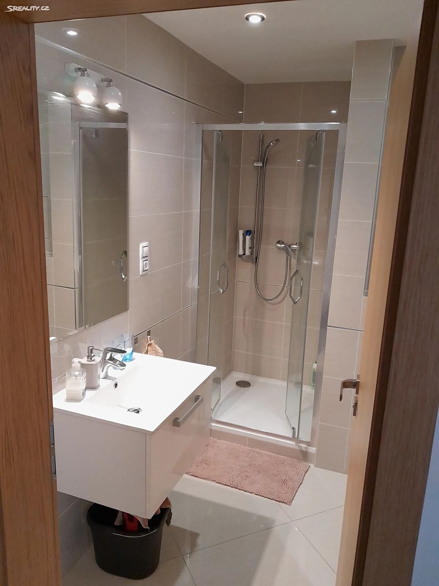 Pronájem bytu 1+kk 37 m² – fotografie 5