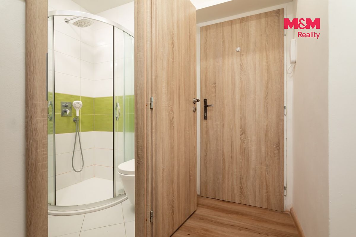 Pronájem bytu 1+kk 27 m² – fotografie 2