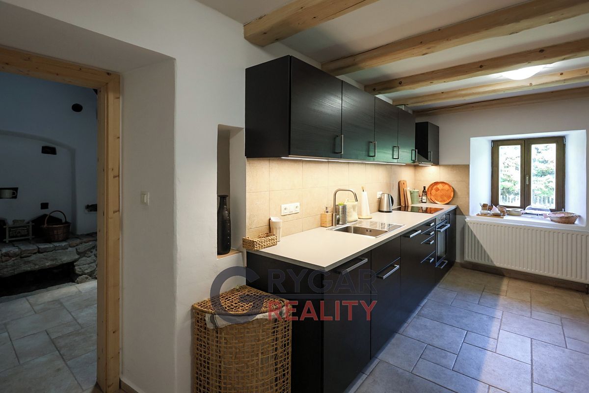 Prodej rodinného domu 170 m², pozemek 448 m²