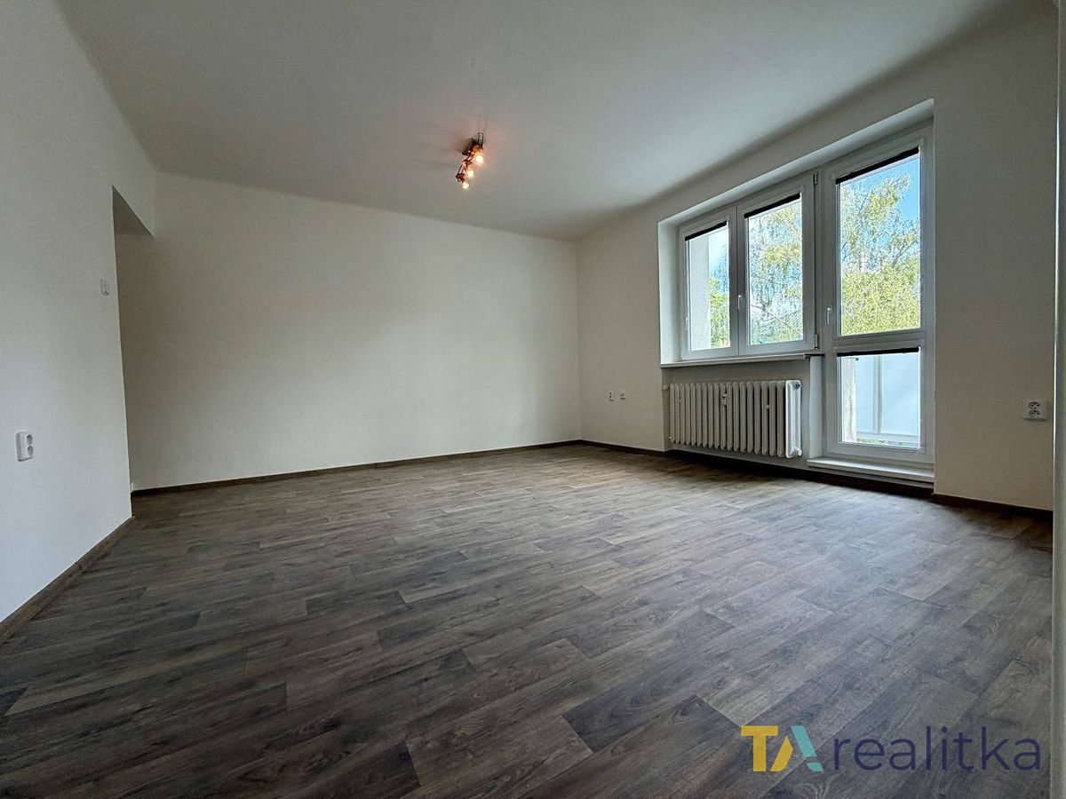 Pronájem bytu 2+1 68 m² – fotografie 2