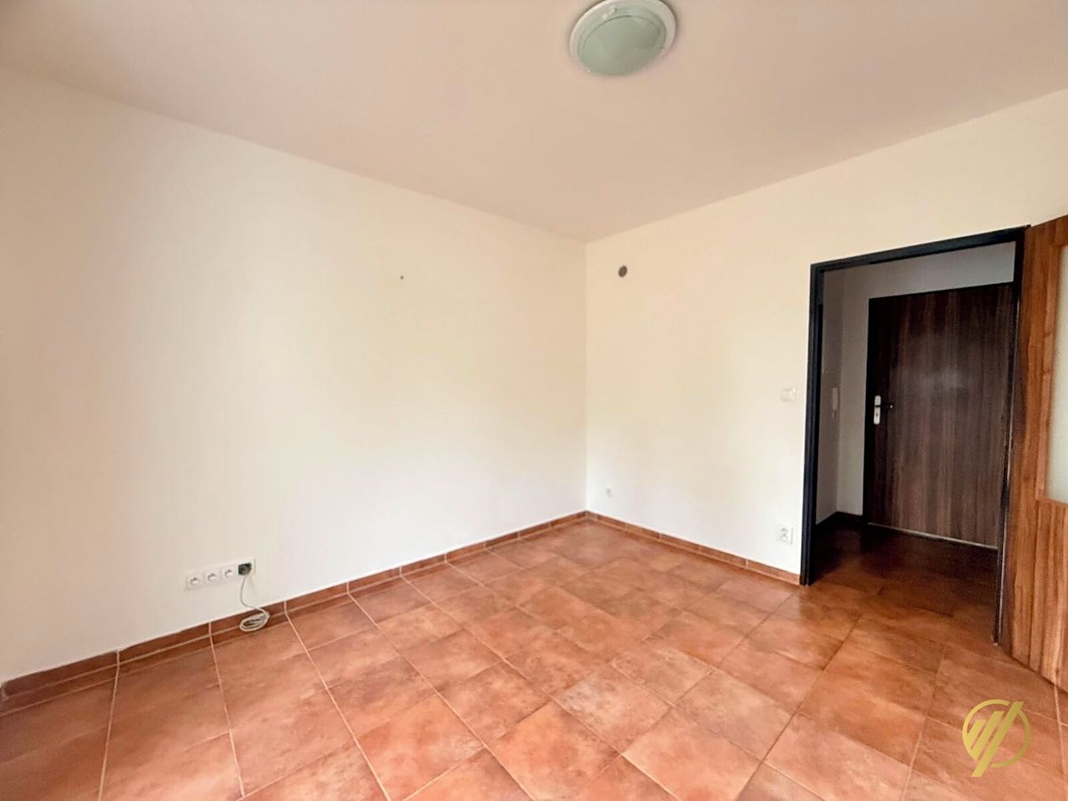 Prodej bytu 1+kk 18 m² – fotografie 3