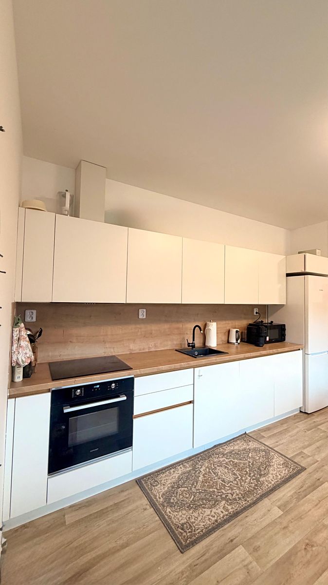 Pronájem bytu 2+kk 56 m² – fotografie 3