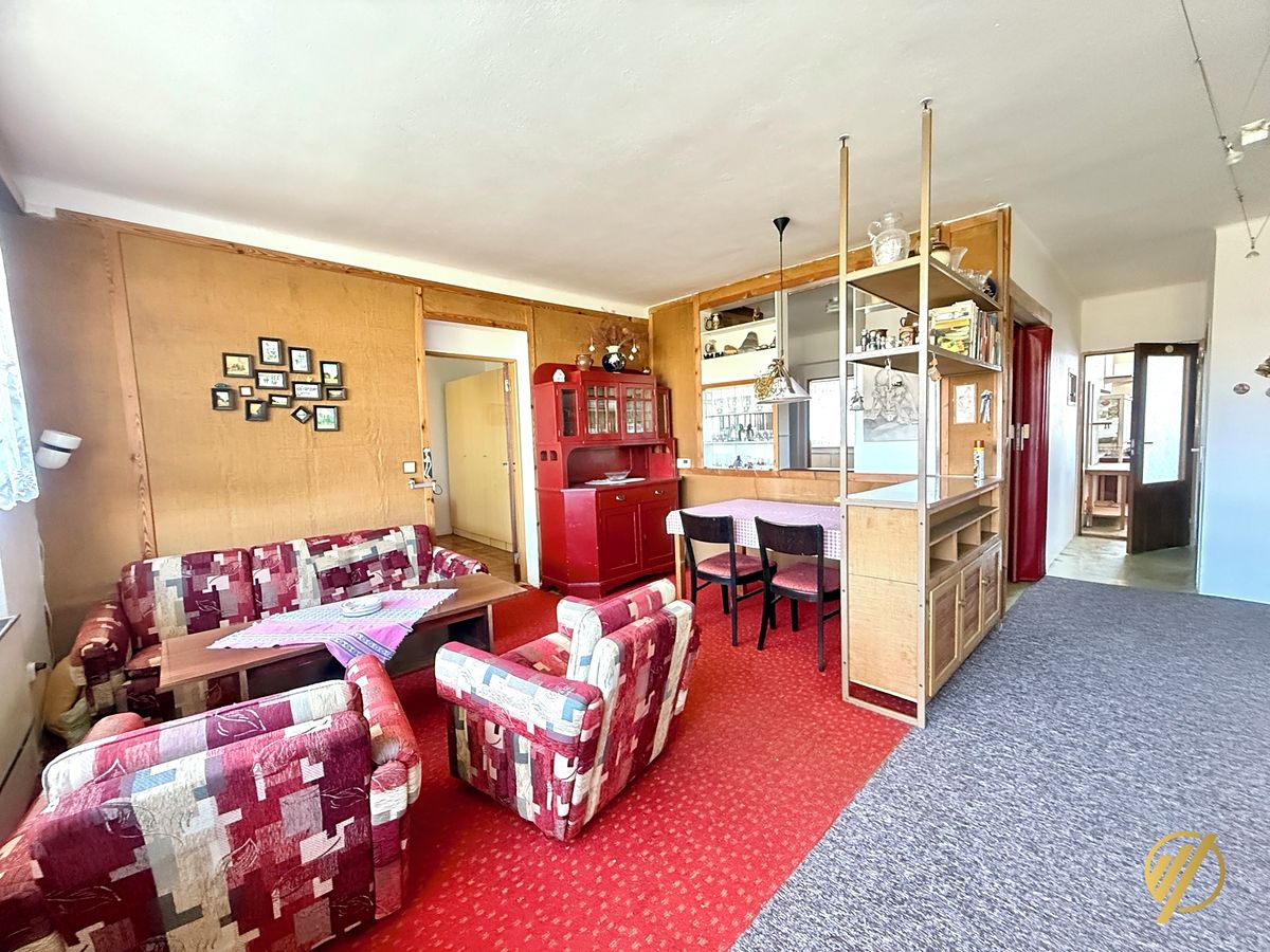 Prodej rodinného domu 207 m², pozemek 338 m² – fotografie 4