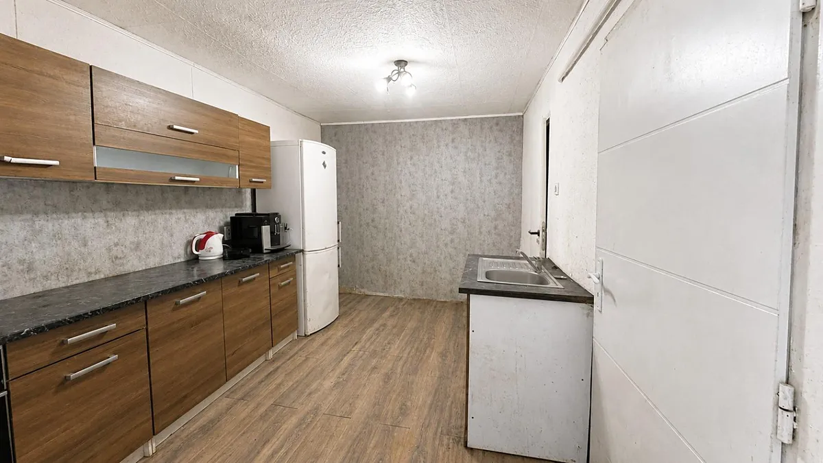 Prodej rodinného domu 100 m², pozemek 1594 m²