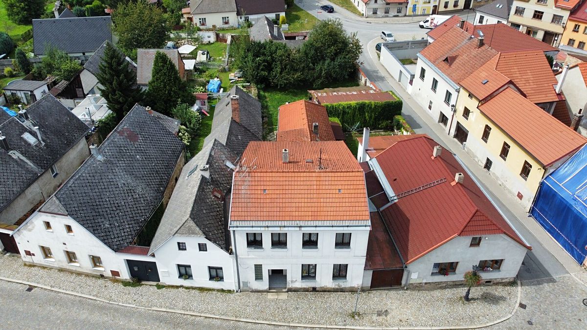 Prodej rodinného domu 188 m², pozemek 640 m²
