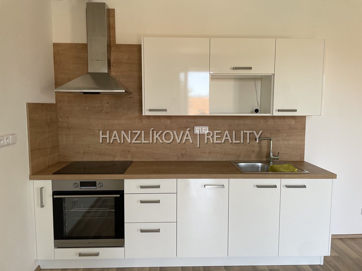 Pronájem bytu 2+kk 52 m²