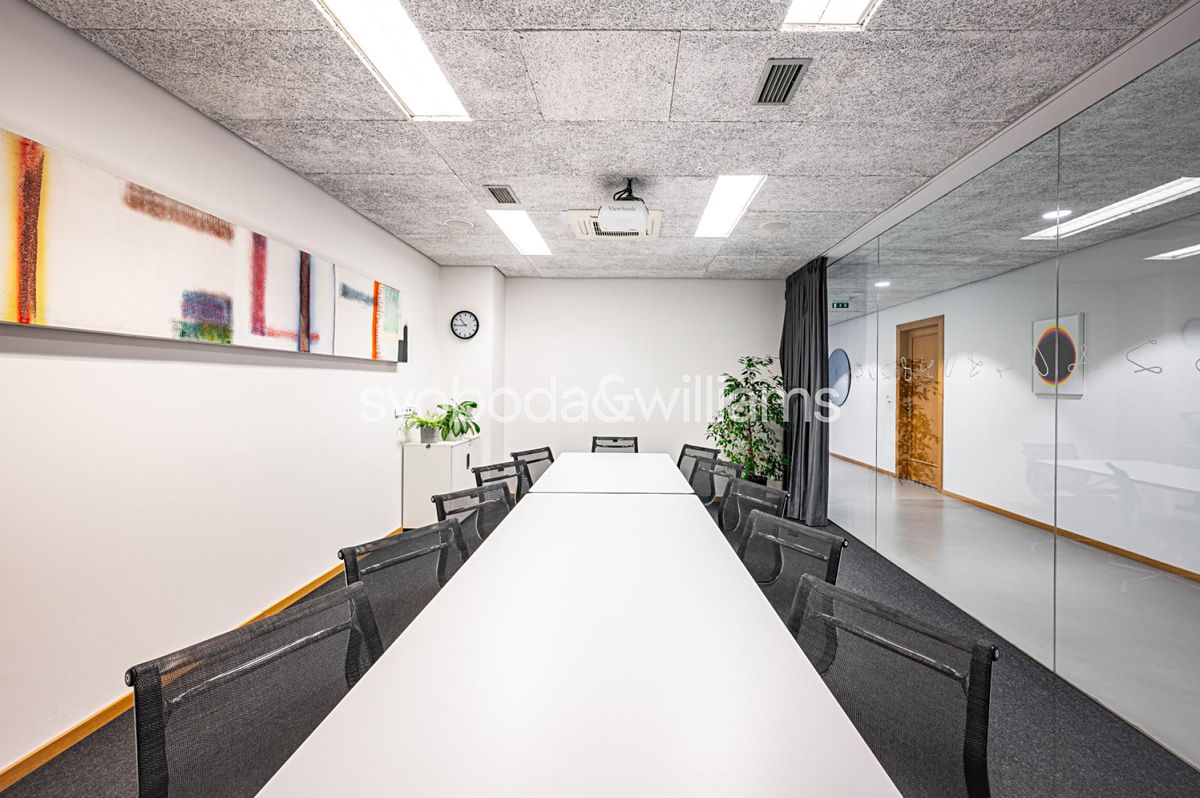 Pronájem kanceláře 39 m² – fotografie 3