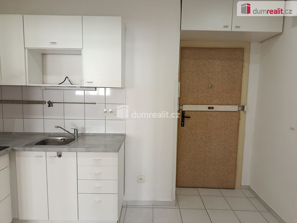 Pronájem bytu 2+kk 58 m² – fotografie 4