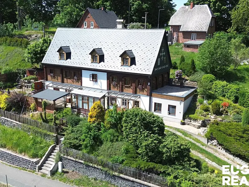 Prodej rodinného domu 271 m², pozemek 2479 m², Krásná Lípa – náhled fotky 1