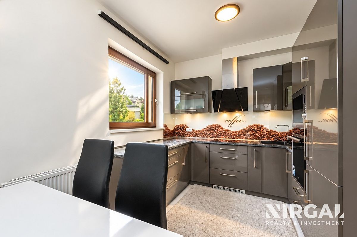 Pronájem bytu 3+kk 64 m² – fotografie 3