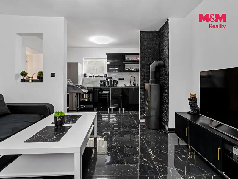 Prodej rodinného domu 76 m², pozemek 602 m², Beroun – náhled fotky 2