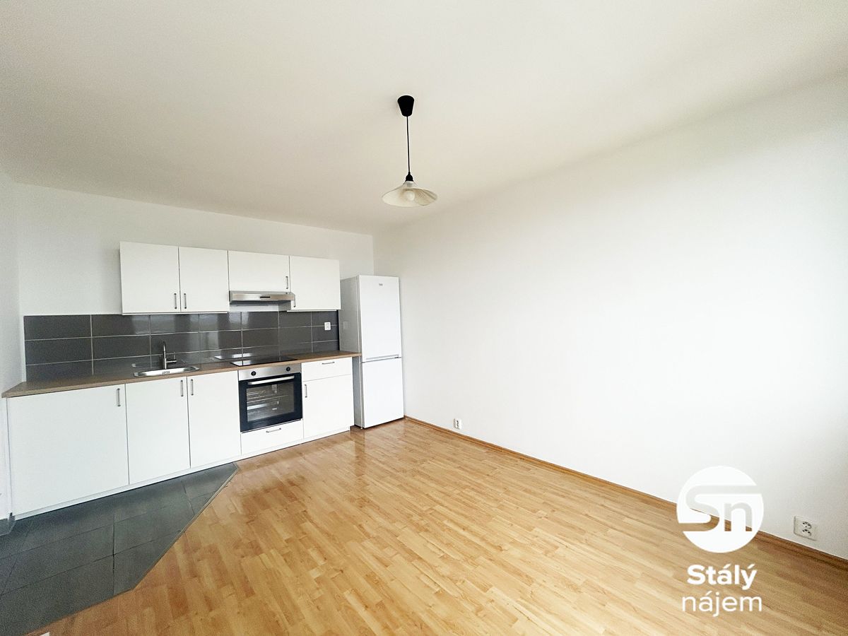 Pronájem bytu 2+kk 33 m² – fotografie 4