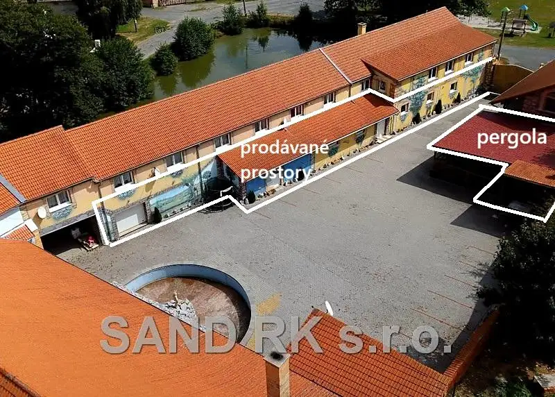 Prodej restaurace 622 m², Puclice – náhled fotky 3