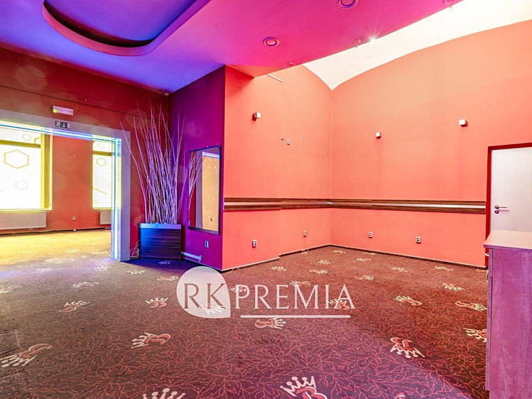 Комерційне приміщення в оренду, 130 м² (5 з 14)