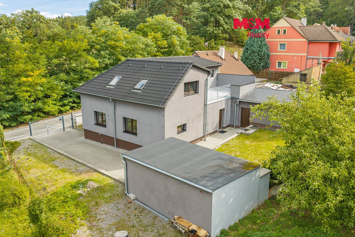 Prodej kanceláře 174 m², Slaný – fotka 1 z 3