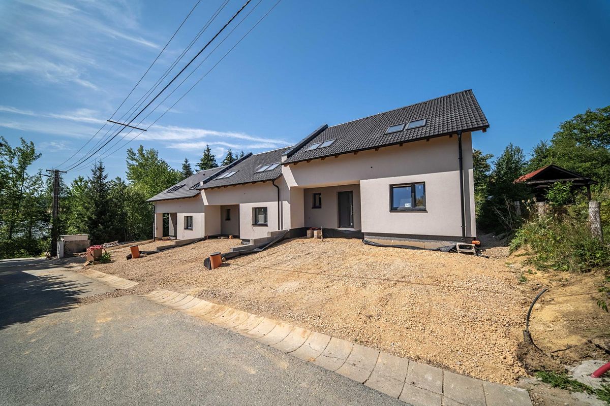 Prodej rodinného domu 141 m², pozemek 435 m² – fotografie 3