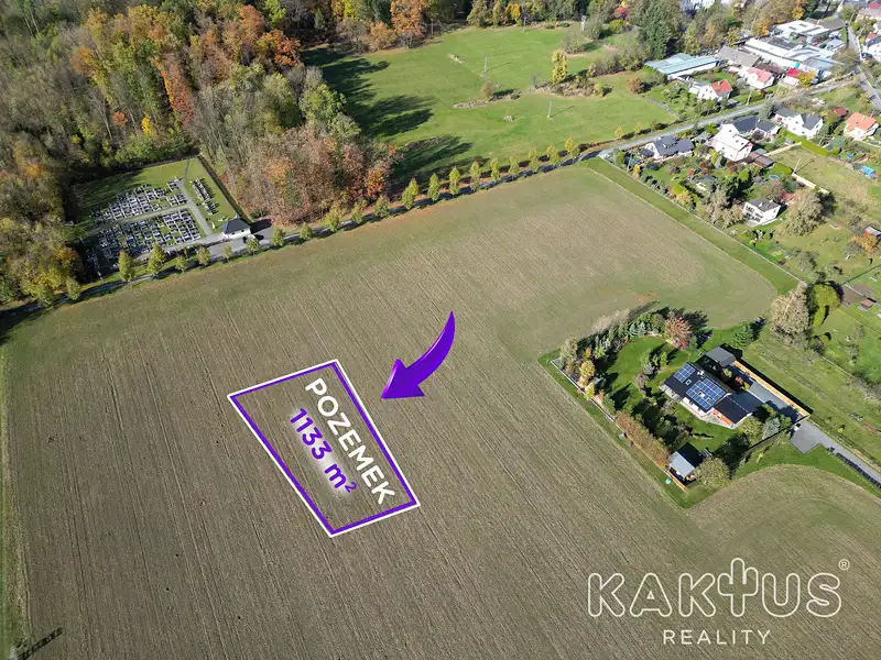 Prodej stavebního pozemku 1133 m², Kyjovice – náhled fotky 1