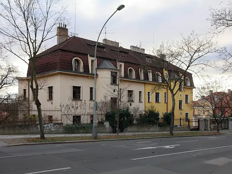 Pronájem bytu 2+1 75 m², Praha – náhled fotky 1