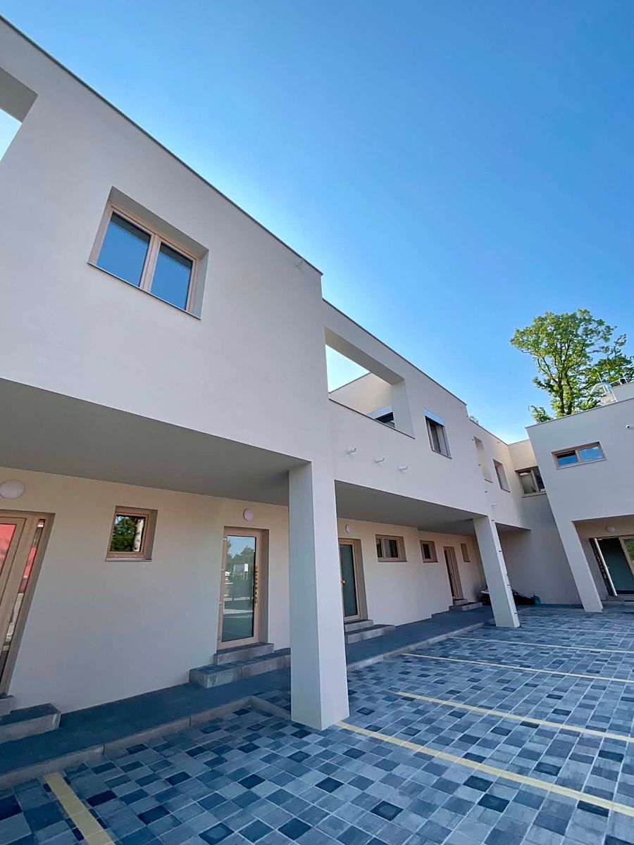 Pronájem bytu 2+kk 50 m² – fotografie 3