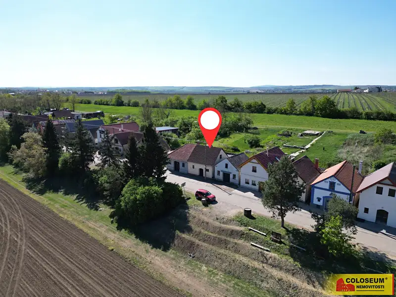 Prodej vinného sklepa 160 m², Vrbovec – náhled fotky 1