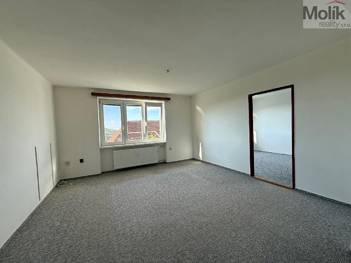 Prodej bytu 2+1 65 m² – fotografie 3