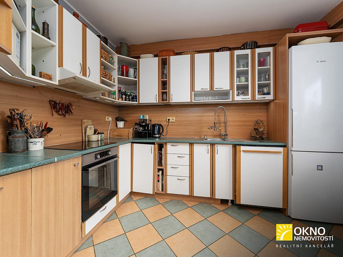 Prodej rodinného domu 120 m², pozemek 1816 m² – fotografie 4