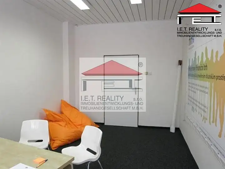 Pronájem kanceláře 13 m², Praha – náhled fotky 2