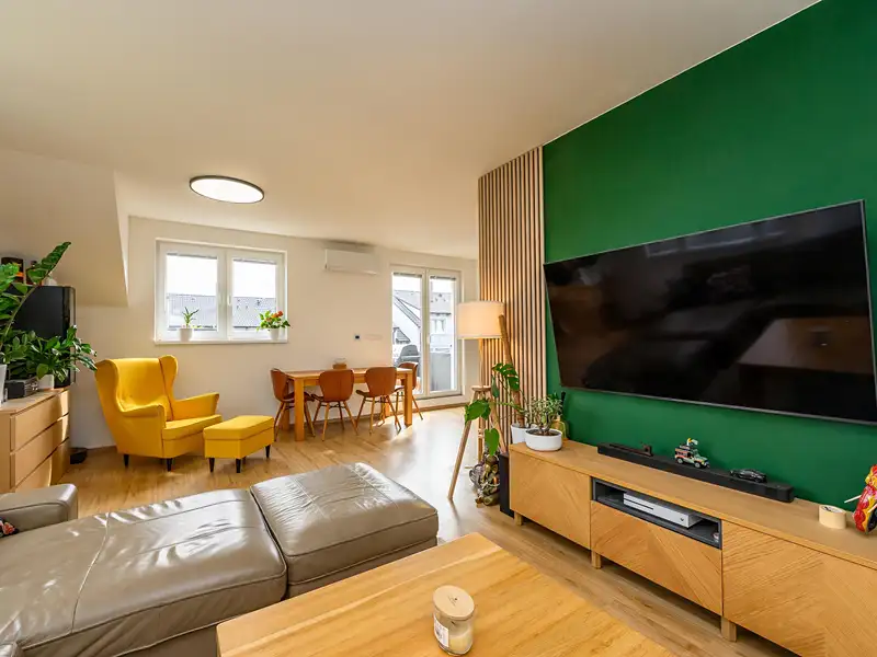 Prodej bytu 4+kk 80 m², Vochov – náhled fotky 3