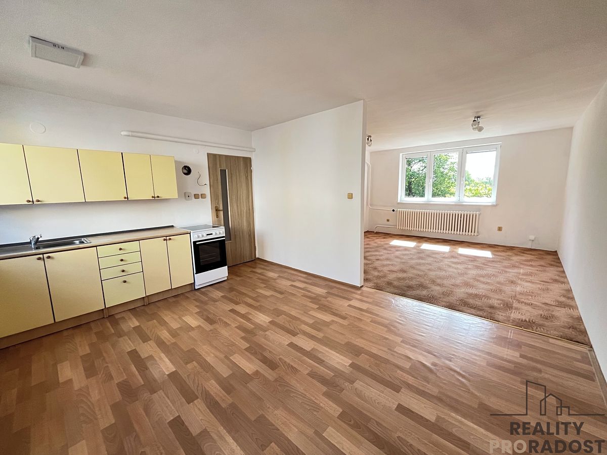 Prodej rodinného domu 140 m², pozemek 393 m² – fotografie 5