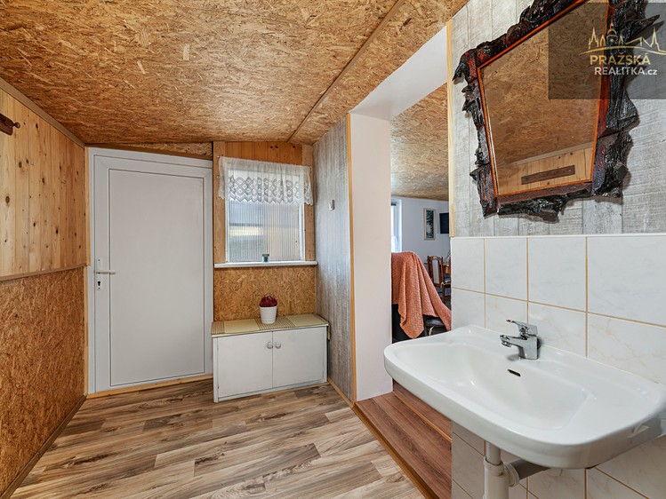 Prodej domu, 47 m² (11 z 32)