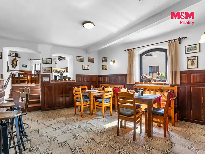Prodej restaurace 600 m², Lomnice nad Popelkou – náhled fotky 2