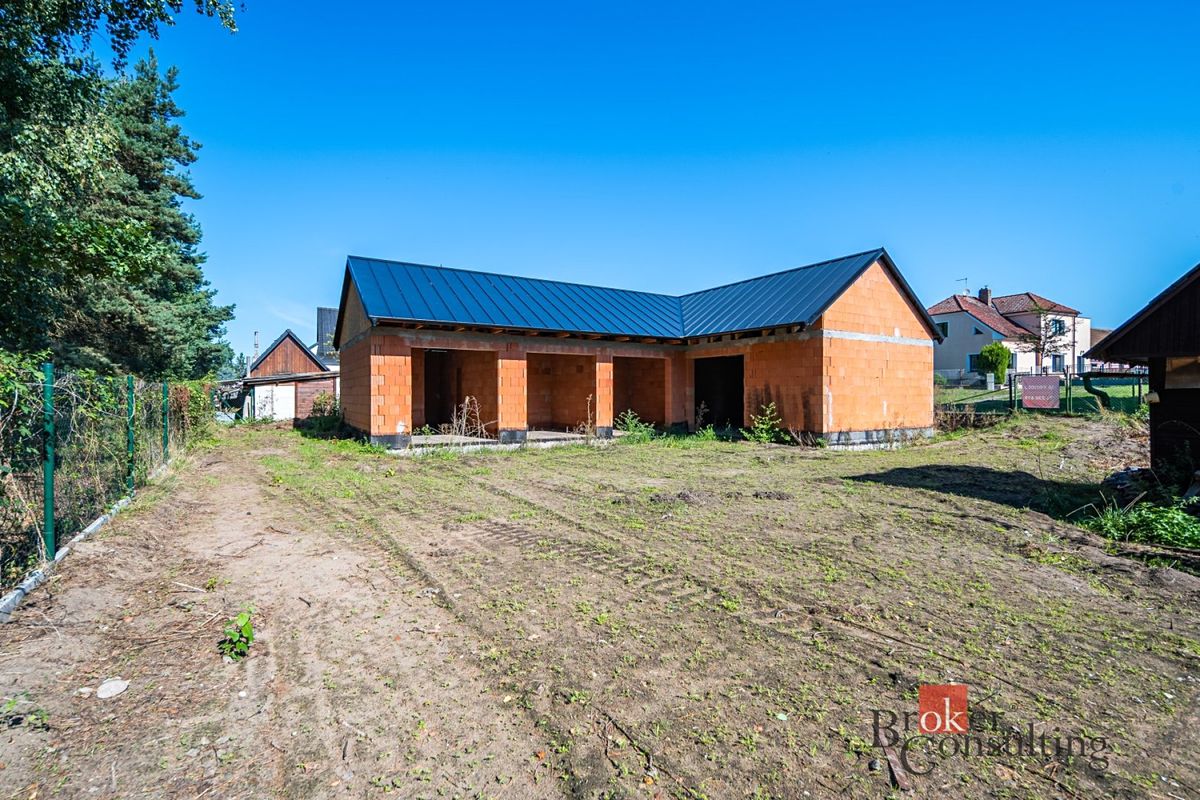 Prodej stavebního pozemku 560 m² – fotografie 2